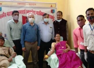 22 एनसीसी कैडेड्स सहायक प्राध्यापकों के साथ रक्तदान के महादान में लिया भाग