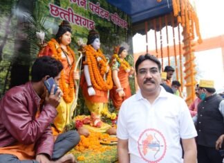 रामवन गमन पर्यटन रथ एवं मैराथन बाइक रैली गिधौरी से चंदखुरी के लिए रवाना bloudabaajaar- 02-01