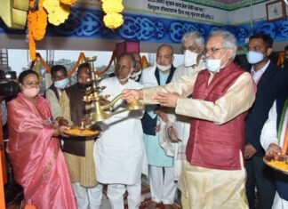 श्री राम से जुड़े 36 के 9 स्थानों से लाए गए मिट्टी में रुद्राक्ष का पौधरोपण किया CM ने msmd-18-04