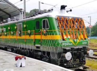 18 रूटों पर 157 किसान रेल सेवाएं संचालित कर रही है भारतीय रेलवे