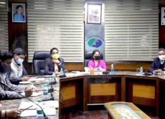 वाटर स्पोर्ट्स की आगामी खेल प्रतियोगिताओं की समीक्षा किया खेल मंत्री ने वाटर स्पोर्ट्स की आगामी खेल प्रतियोगिताओं की समीक्षा किया खेल मंत्री ने