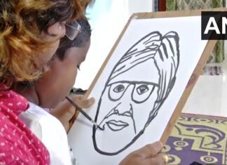 हादसे में दोनों हाथ और पैर को खोने के बाद मुंह से ड्राइंग बनता है 09 वर्षीय बालक मधु हादसे में दोनों हाथ और पैर को खोलने के बाद मुंह से ड्राइंग बनती है 09 वर्षीय लड़का मधु