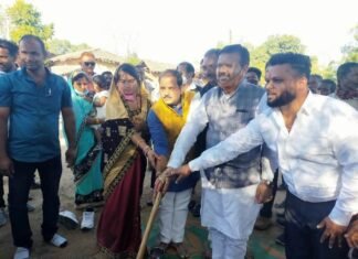 विधानसभा क्षेत्र में 2 सालों में करोड़ों रुपए के विकास कार्य हुए- संसदीय सचिव msmd-20-12-01