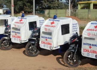 दूरस्थ वनांचल में गर्भवती माताओं के लिए बाइक एम्बुलेंस हो रही वरदान साबित दूरस्थ वनांचल में गर्भवती माताओं के लिए बाइक एम्बुलेंस हो रही वरदान साबित