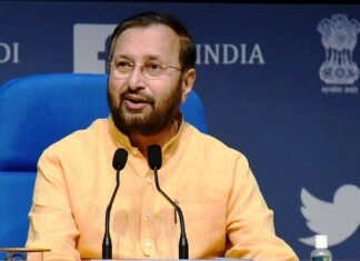 एक फरवरी से शतप्रतिशत सीटिंग क्षमता के साथ सिनेमाघरों को चलाने की अनुमति एक फरवरी से शतप्रतिशत सीटिंग क्षमता के साथ सिनेमाघरों को चलाने की अनुमति