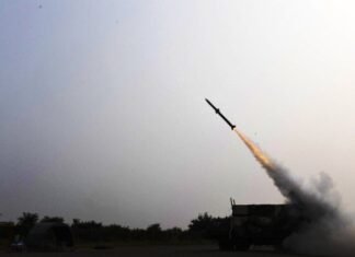 डीआरडीओ ने आकाश-एनजी मिसाइल का किया सफल परीक्षण डीआरडीओ ने आकाश-एनजी मिसाइल का किया सफल परीक्षण