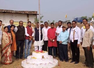 सोनी सामाजिक भवन कांपा में हर्षोल्लास के साथ मनाया गया लोकतंत्र का महापर्व सोनी सामाजिक भवन कांपा में हर्षोल्लास के साथ मनाया गया लोकतंत्र का महापर्व