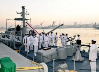 नौसेना के फास्ट अटैक क्राफ्ट टी -81 राष्ट्र की सेवा से हुआ मुक्त नौसेना के फास्ट अटैक क्राफ्ट टी -81 राष्ट्र की सेवा से हुआ मुक्त