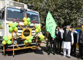 36 गढ़ के खाद्य प्रोसेसिंग उद्योग में तैयार प्रोडक्ट की पहली खेप भेजी गई विदेश 36 गढ़ के खाद्य प्रोसेसिंग उद्योग में तैयार प्रोडक्ट की पहली खेप भेजी गई विदेश