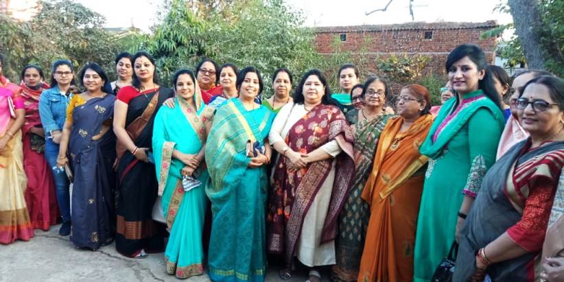 राष्ट्रीय विप्र फाउंडेशन महिला प्रकोष्ठ ने आश्रम में मनाया पूर्व मंत्री शर्मा का जन्मदिवस