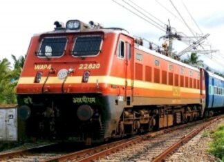 तिरुपति बिलासपुर-तिरुपति ट्रेन अब स्पेशल ट्रेन के रूप में चलेगी 78 दिनों के वेतन के बराबर मिलेगा बोनस रेल कर्मचारियों को