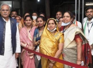 जिला पंचायत अध्यक्ष संघ के प्रतिनिधि मंडल ने CM बघेल की सौजन्य मुलाकात जिला पंचायत अध्यक्ष संघ के प्रतिनिधि मंडल ने CM बघेल की सौजन्य मुलाकात