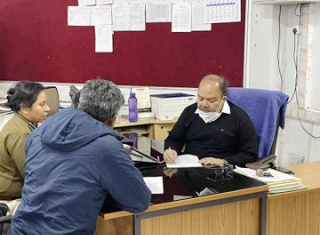 उत्तराखंड चमोली के पास हिमस्खलन के बाद धौलीगंगा नदी का जल स्तर बढा उत्तराखंड चमोली के पास हिमस्खलन के बाद धौलीगंगा नदी का जल स्तर बढा