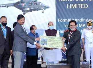 हिंदुस्तान एयरोनॉटिक्स लिमिटेड ने 5 हेलीकॉप्टर नौसेना व् तटरक्षक बल को सौंपे हिंदुस्तान एयरोनॉटिक्स लिमिटेड ने 5 हेलीकॉप्टर नौसेना व् तटरक्षक बल को सौंपे