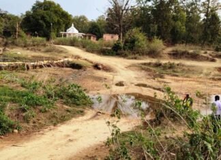 विधायक यूडी मिंज के अथक प्रयास व मेहनत से जल्द ही कपरी नदी में पुलिया विधायक यूडी मिंज के अथक प्रयास व मेहनत से जल्द ही कपरी नदी में पुलिया