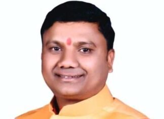 दिल्ली विश्वविद्यालय में अध्ययनरत दिव्यांग संतोष को मिली आर्थिक सहायता दिल्ली विश्वविद्यालय में अध्ययनरत दिव्यांग संतोष को मिली आर्थिक सहायता