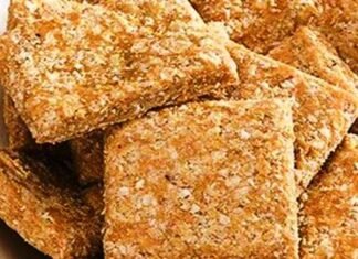 मुरैना की गजक का लजीज स्वाद बना बारहमासी,खाने वालों की बढ़ रही है तादाद मुरैना की गजक का लजीज स्वाद बना बारहमासी,खाने वालों की बढ़ रही है तादाद