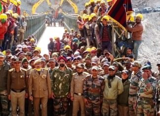 चमोली जिले के 13 सीमावर्ती गांवों का रिकॉर्ड समय में संपर्क बहाल किया BRO ने चमोली जिले के 13 सीमावर्ती गांवों का रिकॉर्ड समय में संपर्क बहाल किया BRO ने PIC1(1)FGE0