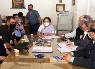 रक्षा मंत्रालय ने वाहनों की आपूर्ति के लिए महिंद्रा डिफेंस सिस्टम्स लिमिटेड से किए अनुबंध रक्षा मंत्रालय ने वाहनों की आपूर्ति के लिए महिंद्रा डिफेंस सिस्टम्स लिमिटेड से किए अनुबंध