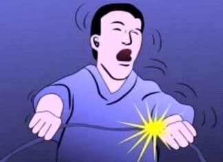 दरभंगा के एक स्कुल में लगे लोहे के गेट में करंट आने से एक छात्रा की मौत 9 घायल दरभंगा के एक स्कुल में लगे लोहे के गेट में करंट आने से एक छात्रा की मौत 9 घायल