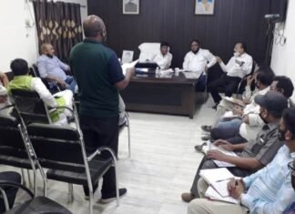 पीआईसी की बैठक में लिए गए अनेक निर्णय,टुल्लू पंप से पानी खींचने वालों की अब खैर नहीं पीआईसी की बैठक में लिए गए अनेक निर्णय टुल्लू पंप से पानी खींचने वालों की खैर नहीं