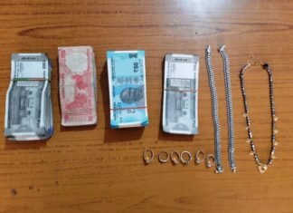 मोटर सायकल का किश्त पटाने के नाम पर चोरी, 02 आरोपी माल सहित गिरफ्तार मोटर सायकल का किश्त पटाने के नाम पर चोरी, 02 आरोपी माल सहित गिरफ्तार