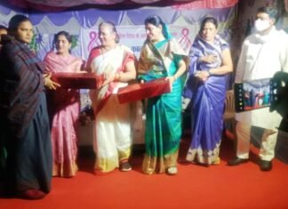 कोरोना काल मे उत्कृष्ट व् सामाजिक क्षेत्र में कार्य करने वाली महिलाओं का हुआ सम्मान कोरोना काल मे उत्कृष्ट व् सामाजिक क्षेत्र में कार्य करने वाली महिलाओं का हुआ सम्मान