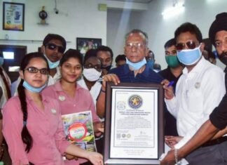 गृहमंत्री मंत्री के हाथों मिला एक और पुरुस्कार सुरक्षित भव फाउंडेशन को गृहमंत्री मंत्री के हाथों मिला एक और पुरुस्कार सुरक्षित भव फाउंडेशन को