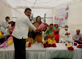 धरसीवा के ग्राम टेकारी को विधायक अनिता शर्मा ने दी सड़क की सौगात धरसीवा के ग्राम टेकारी को विधायक अनिता शर्मा ने दी सड़क की सौगात