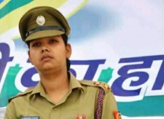 वसुन्धरा के अदम्य साहस को महिला दिवस पर मिला सम्मान, बनी पुलिस उप निरीक्षक वसुन्धरा के अदम्य साहस को महिला दिवस पर मिला सम्मान, बनी पुलिस उप निरीक्षक