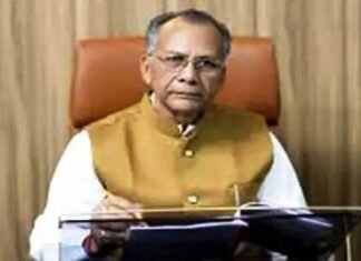 गृहमंत्री ने कानून-व्यवस्था व् चिटफंड कंपनियों पर की गई कार्यवाही की समीक्षा की गृहमंत्री ने कानून-व्यवस्था व् चिटफंड कंपनियों पर की गई कार्यवाही की समीक्षा की