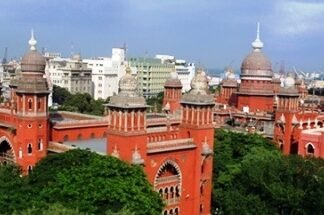 मद्रास हाईकोर्ट का निर्णय-80 वर्ष से अधिक व् अन्य नागरिकों को डाक मतपत्र से मतदान की सुविधा