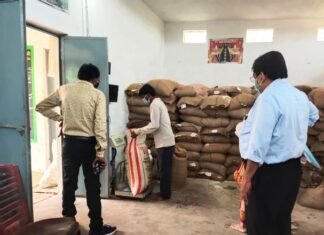 दो माह का मिलेगा राशन एक साथ, दो लाख से अधिक राशन कार्डधारी होंगे लाभान्वित दो माह का मिलेगा राशन एक साथ, दो लाख से अधिक राशन कार्डधारी होंगे लाभान्वित