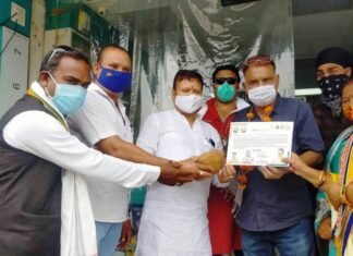 कोरोना महामारी के संकटकाल में केमिस्टों ने दिया मानवता का परिचय-संसदीय सचिव कोरोना महामारी के संकटकाल में केमिस्टों ने दिया मानवता का परिचय-संसदीय सचिव