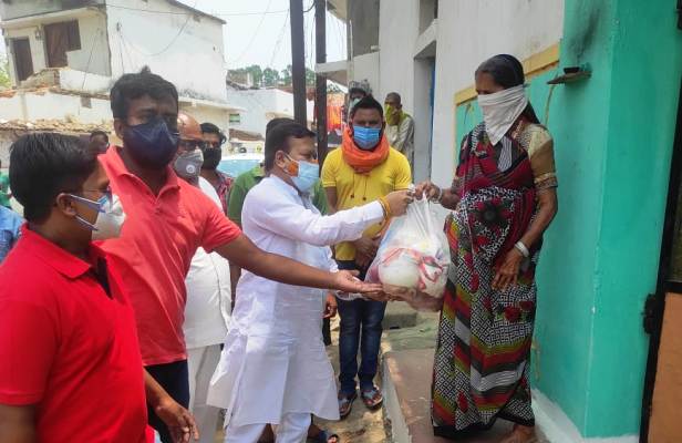 विधायक निधि के दो करोड़ व् दो माह की सैलरी दान,संसदीय सचिव की अनूठी मिसाल 