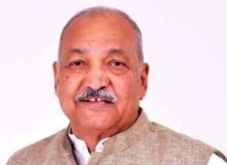 कृषि मंत्री चौबे ने खादों के दाम में वृद्धि पर चिंता जताई DAP का दाम हुआ 19 सौ रुपये कृषि मंत्री चौबे ने खादों के दाम में वृद्धि पर चिंता जताई DAP का दाम हुआ 19 सौ रुपये