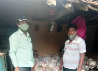 नगर पालिका अध्यक्ष ने वार्ड 14 एवं 17 में राशन सामग्री का किया वितरण नगर पालिका अध्यक्ष ने वार्ड 14 एवं 17 में राशन सामग्री का किया वितरण