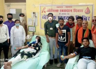 समिति के स्थापना दिवस पर 37 रक्तवीरों ने किया रक्तदान समिति के स्थापना दिवस पर 37 रक्तवीरों ने किया रक्तदान