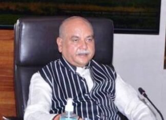 PM फसल बीमा योजना का उद्देश्य किसानों को सुरक्षा कवच प्रदान करना है- कृषिमंत्री तोमर PM फसल बीमा योजना का उद्देश्य किसानों को सुरक्षा कवच प्रदान करना है- कृषिमंत्री तोमर