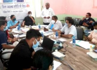 हेल्थ एवं वेलनेस सेंटर में अच्छा काम वाले कर्मचारी हुए पुरुस्कृत हेल्थ एवं वेलनेस सेंटर में अच्छा काम वाले कर्मचारी हुए पुरुस्कृत