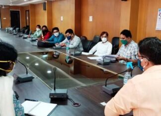 बलौदाबाजार जिला में कोरोना की संभावित तीसरी लहर से निपटने की तैयारी शुरू बलौदाबाजार जिला में कोरोना की संभावित तीसरी लहर से निपटने की तैयारी शुरू