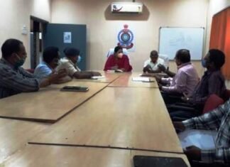 शहर में यातायात व्यवस्था को दूरूस्त करने के लिए हुई संयुक्त बैठक शहर में यातायात व्यवस्था को दूरूस्त करने के लिए हुई संयुक्त बैठक