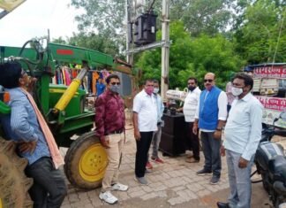 मुख्य मार्ग में 1.61 करोड़ की लागत से लगे खम्बे एक सप्ताह में होंगे प्रकाशमान सितली नाला से जिला अस्पताल तक लगे खम्बे एक सप्ताह में होंगे प्रकाशमय