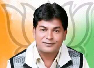 टैक्स का भुगतान सही समय पर करे नागरिक तो सभी सुविधाए रहेगी जारी:-प्रकाश टैक्स का भुगतान सही समय पर करे नागरिक तो सभी सुविधाए रहेगी जारी:-प्रकाश