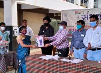 रायपुर नगर निगम का साथ दिया कोरोना को जड़ से मिटाने, सुरक्षित भव: फाउंडेशन ने कोरोना को जड़ से मिटाने, सुरक्षित भव: फाउंडेशन ने दिया रायपुर नगर निगम का साथ