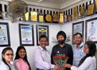 सरदार मनदीप सिंह सुरक्षित भव: फाउंडेशन के बने डायरेक्टर सरदार मनदीप सिंह सुरक्षित भव: फाउंडेशन के बने डायरेक्टर