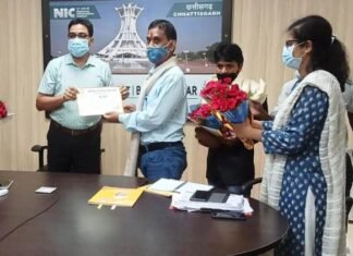 बलौदाबाजार-भाटापारा के दो शिक्षक राज्य स्तरीय पुरुस्कार से नवाजे गए बलौदाबाजार-भाटापारा के दो शिक्षक राज्य स्तरीय पुरुस्कार से नवाजे गए