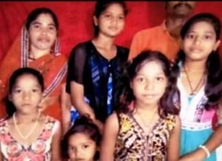 आयोग अध्यक्ष डॉ सियाराम ने सामुहिक आत्महत्या करने वाले परिजनों से की मुलाकात आयोग के अध्यक्ष डॉ. साहू ने सामुहिक आत्महत्या करने वाले परिजनों से की मुलाकात