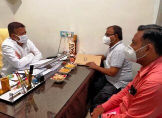 जर्जर सरकारी काॅलोनी में सर्वसुविधायुक्त मकानों के साथ बनाए जाएंगे काॅम्पलेस जर्जर सरकारी काॅलोनी में सर्वसुविधायुक्त मकानों के साथ बनाए जाएंगे काॅम्पलेस