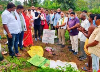 बघेल सरकार ने ग्रामीण अर्थव्यवस्था के विकास को प्राथमिकता दिया है-संसदीय सचिव विनोद बघेल सरकार ने ग्रामीण अर्थव्यवस्था के विकास को प्राथमिकता दिया है-संसदीय सचिव